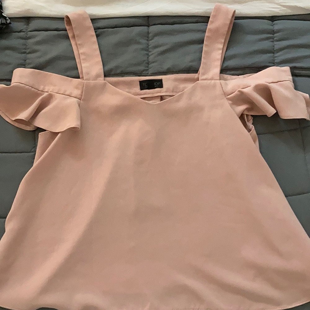 TOPSHOP Pale Pink Top with cutout shoulders